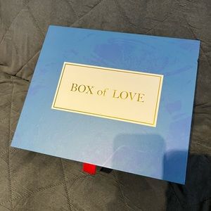 Pack Me Well Box of Love gift box.